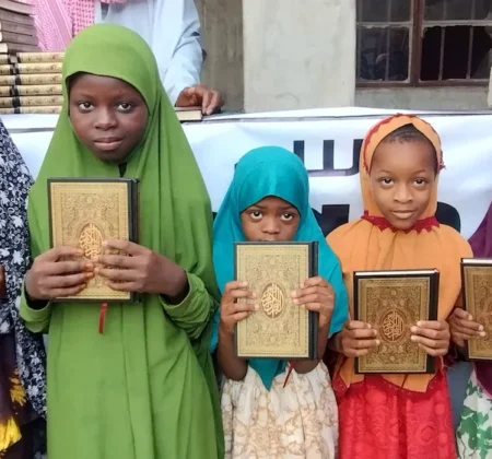 quran distribution